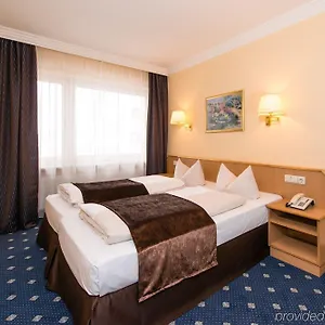 Royal 3*, Monaco di Baviera Germania